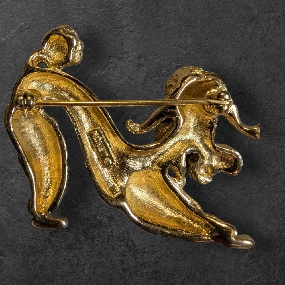🤩 Vintage Monet Gold-Toned Poodle Brooch - Picture 7 of 7